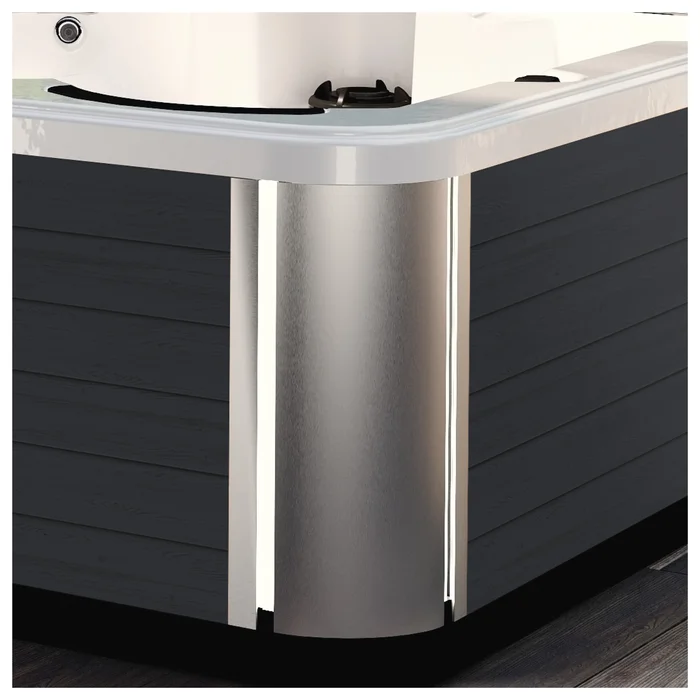 knw_aussenverkleidung_black_wainscot_leuchtstreifen.jpg